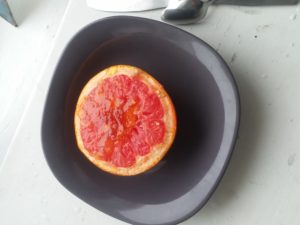 Broiled grapefruit with marmalade.